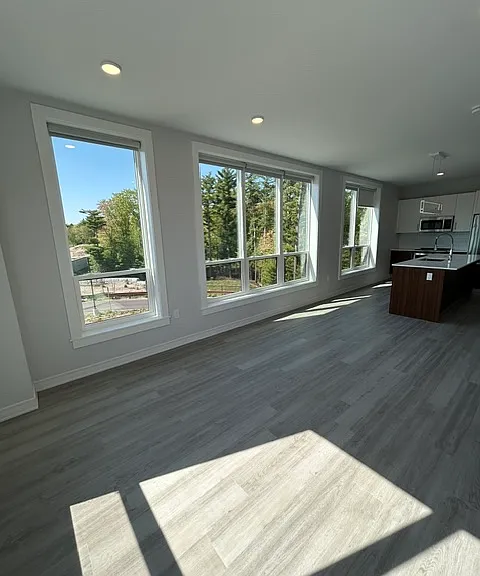 Residences at Sharon Gallery — Photo 125