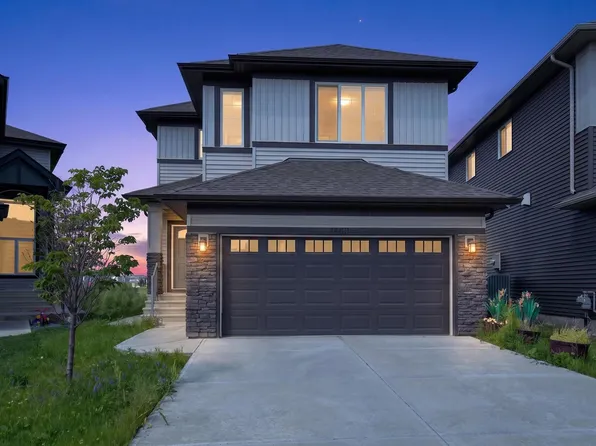 2460 15th Ave NW, Edmonton, AB T6T 2L3