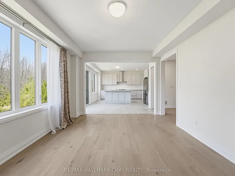 25 Del Ray Cres — Photo 10