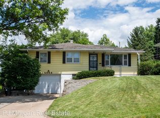 4424 Spring St, Omaha, NE 68105