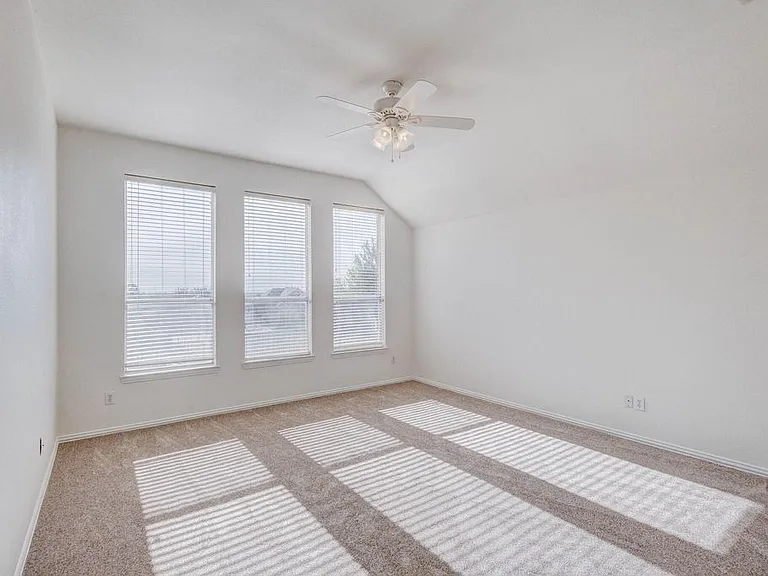 857 Dalmalley Ln — Photo 15