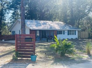 211 NW Avenue K, Carrabelle, FL 32322