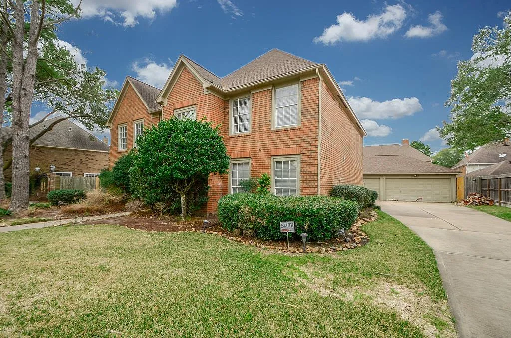 Building Photo - 24706 Mather Dr