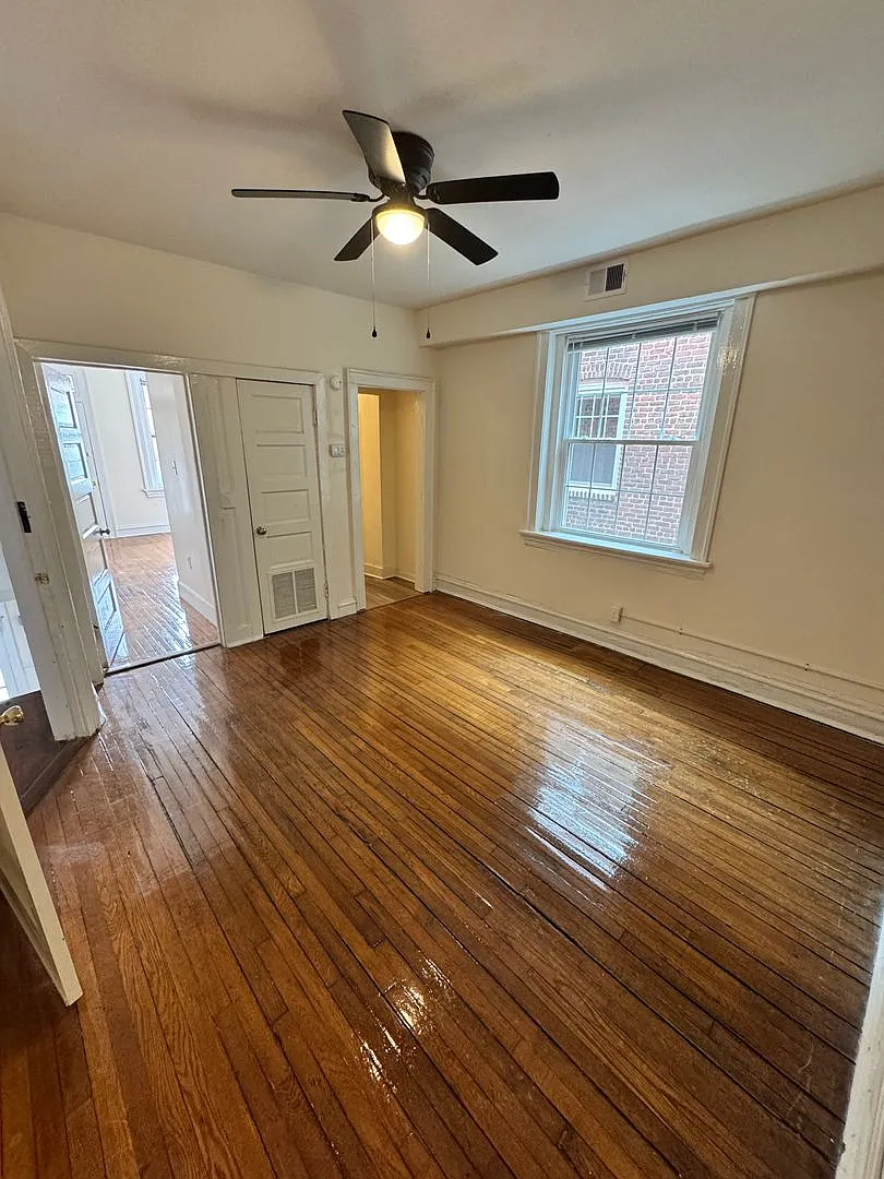808 N Arthur Ashe Blvd — Photo 2