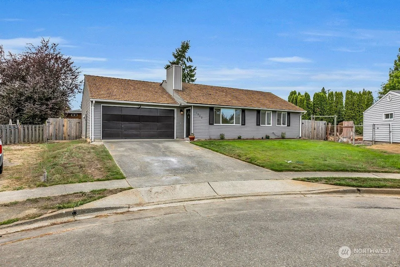 1928 66th Avenue NE photo 1