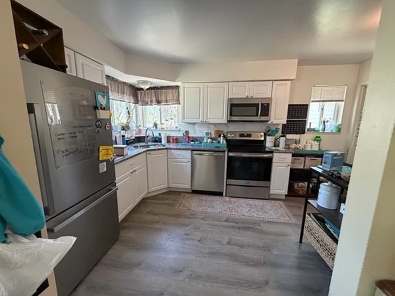 3138 Oakshire Ave — Photo 4