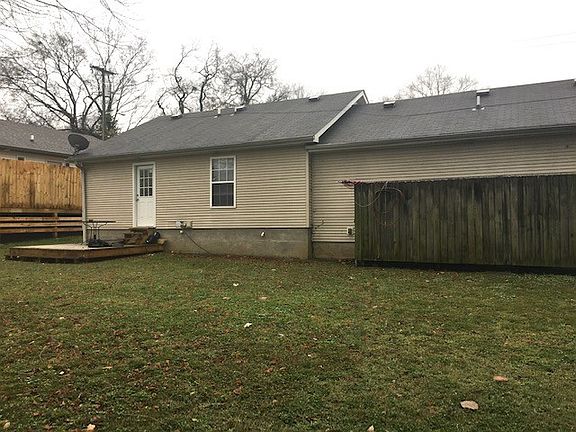 5th image of 5807 Mackie Pl