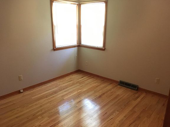 Northwest bedroom