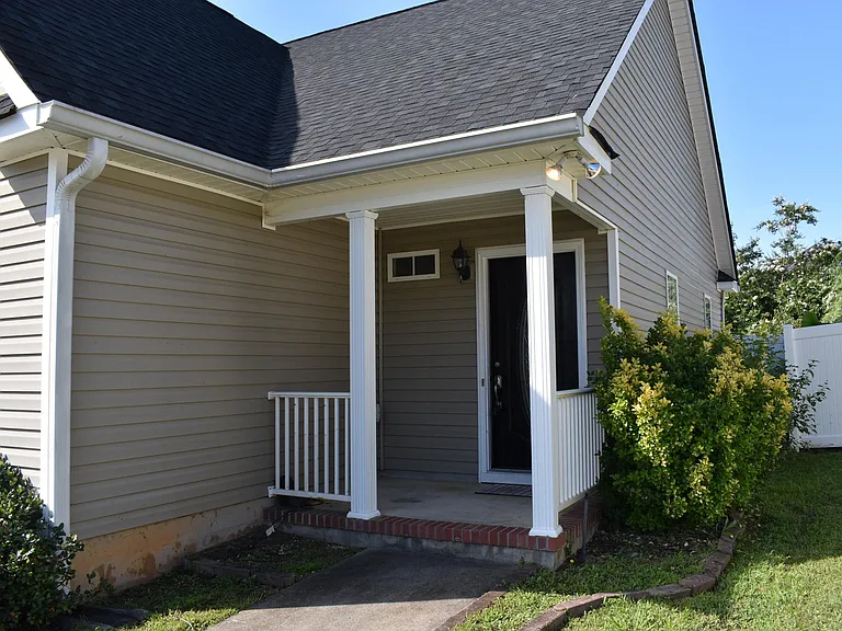 607 Dunloe Cir — Photo 17