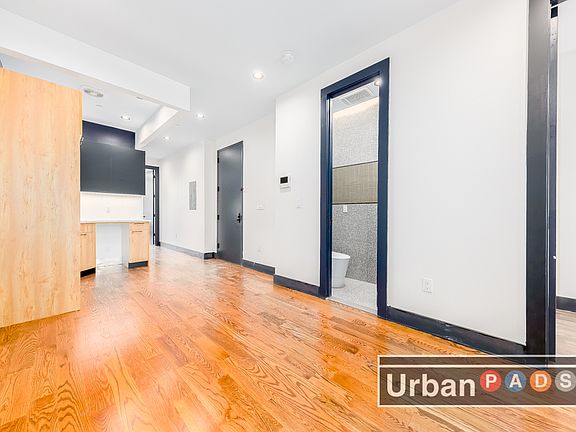 2nd image of 893 Willoughby Ave #2A