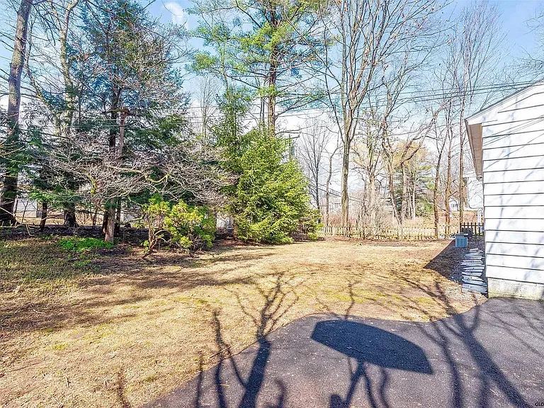 15 Oldox Rd — Photo 18