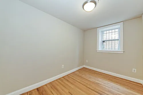 1443 Oak St NW #T1 — Photo 15