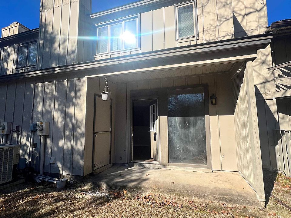 1st image of 218 Westbrooke Dr