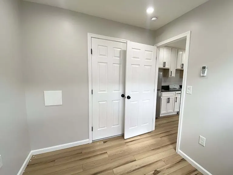 2431 E Fayette St #2 — Photo 6