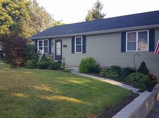 5 Sprague Ln, Worcester, MA 01604