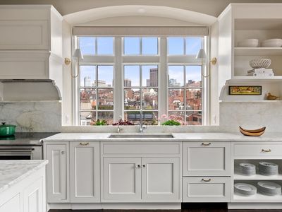 101 Chestnut St APT R, Boston, MA, 02108
