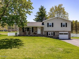 95 Fairview Dr, Lewisburg, PA 17837