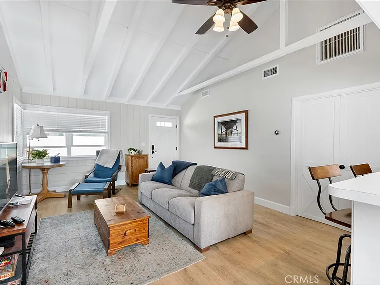 216 Agate Ave #1/2 — Photo 7