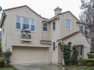 435 Whisman Park Dr, Mountain View, CA 94043