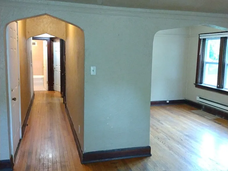 330 W Keefe Ave — Photo 10