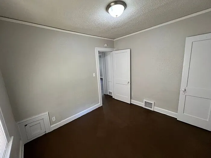 6019 Park Ave — Photo 14