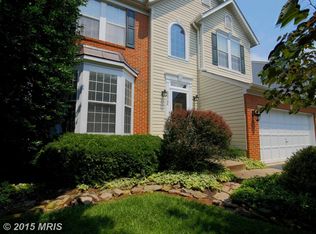 20704 Rainsboro Dr, Ashburn, VA 20147