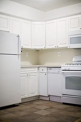 Rented by Waldstar Real Estate LLC | media 41