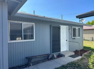 3236 Summers Ln, Klamath Falls, OR 97603