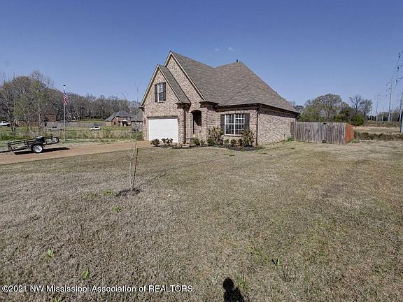 2nd image of 2924 Flora Lee Dr S