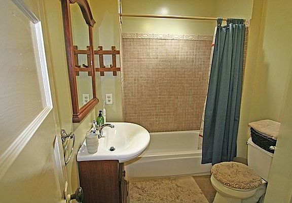 Main Floor Bathroom