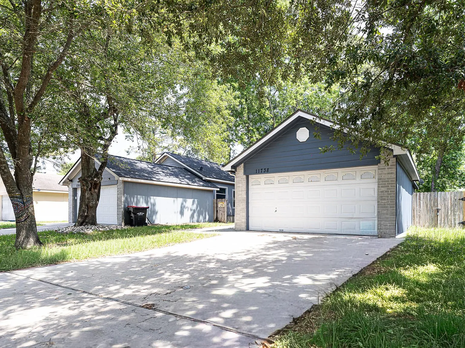 3 bed, 2.0 bath, 1232 sqft, $1,900 — Photo 1