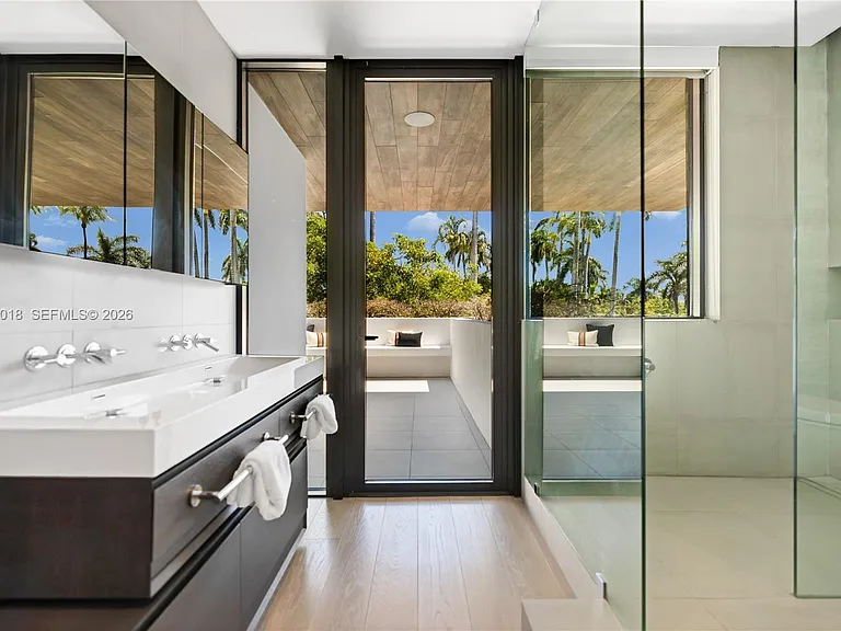 508 W Dilido Dr — Photo 37