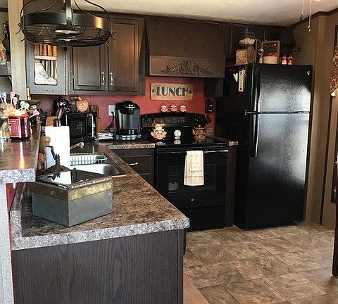 4th image of 1308 Garden Ln