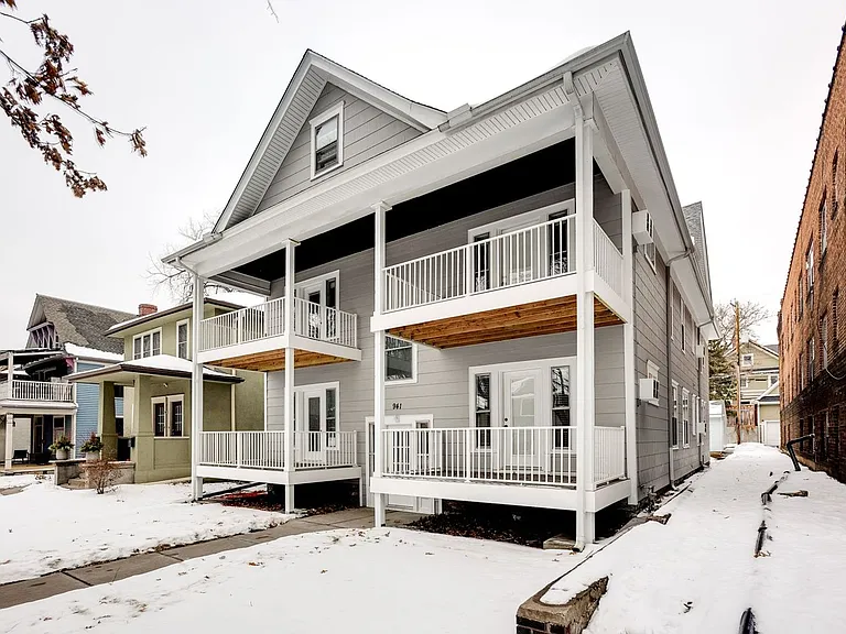 941 Goodrich Ave — Photo 28