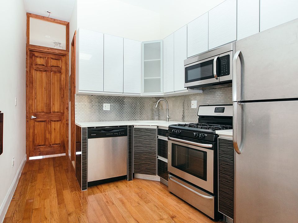 1st image of 28 Scholes St APT 3