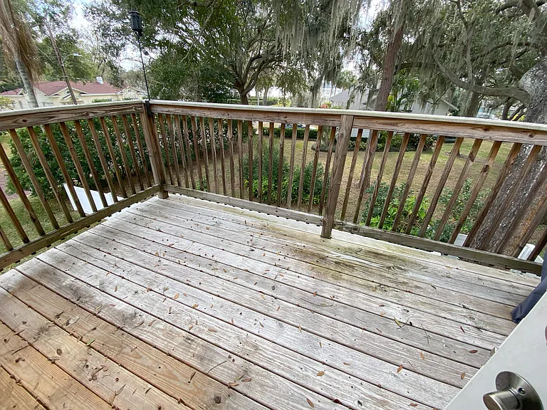 Balcony Lakeside