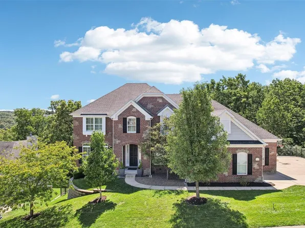 16628 Wycliffe Place Dr, Chesterfield, MO 63005