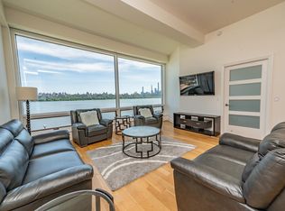 9 Somerset Ln UNIT 305, Edgewater, NJ