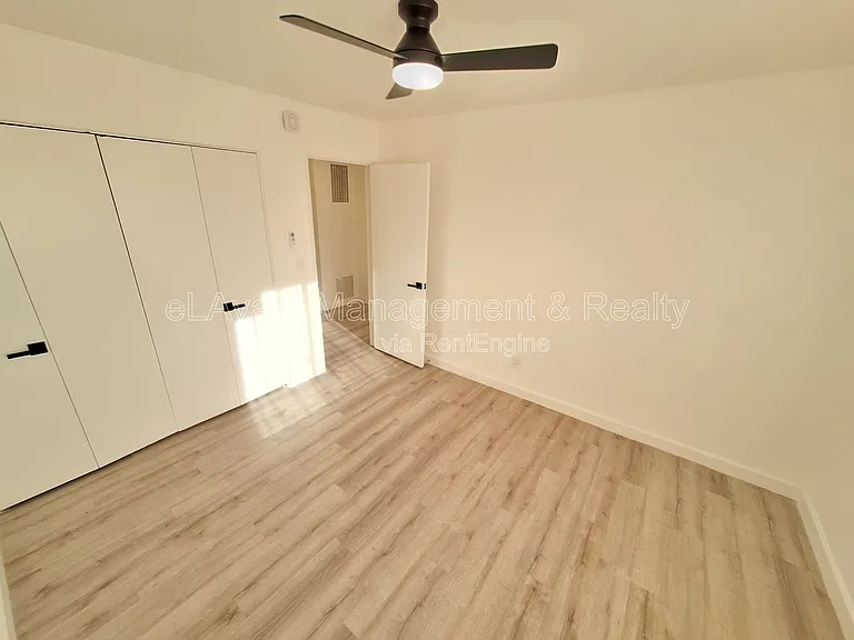 11744 Runnymede — Photo 9