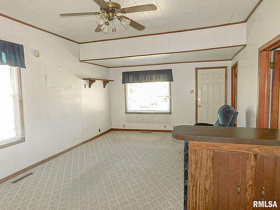 4th image of 802 Barham Ave
