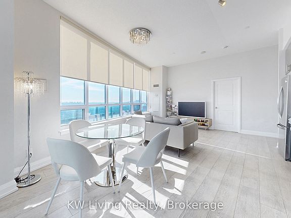 4th image of 7161 Yonge St #Penthouse 15