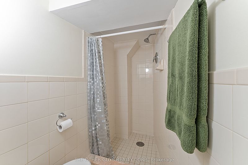 Toronto House for rent - 2 Bedrooms — photo 18