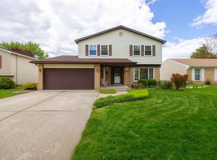 24837 Highlands Dr, Novi, MI 48375