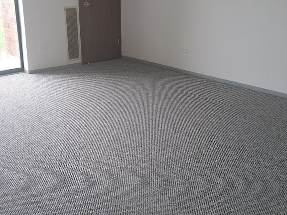 Living room / dining room