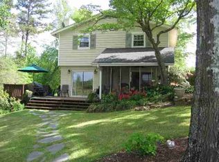 353 Fagan Dr, Inman, SC 29349