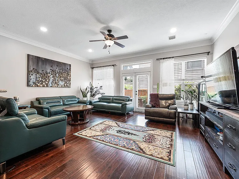 5516 Kiam St — Photo 3