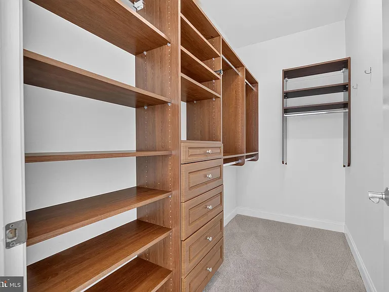 1023 N Royal St #205 — Photo 18