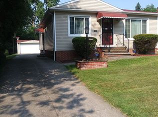 5340 Cato St, Maple Heights, OH