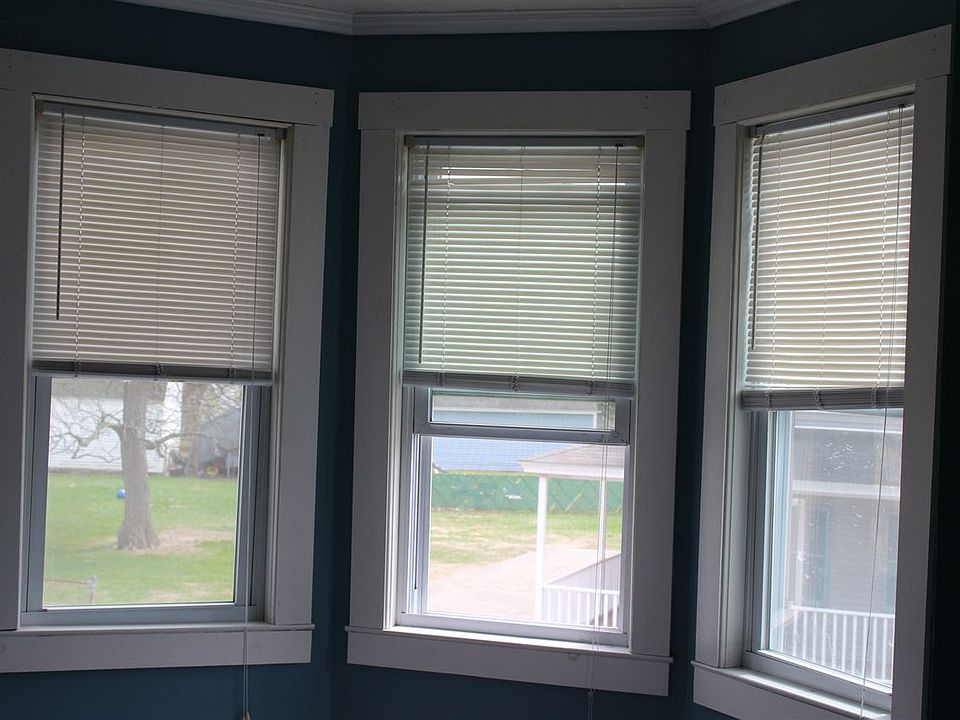 1st image of 131 Lake St #2