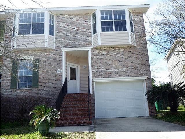 1st image of 14 Brandon Hall Dr APT A